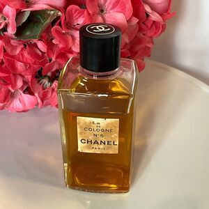 Vintage Chanel number 5 eau de cologne Paris mostly full bottle